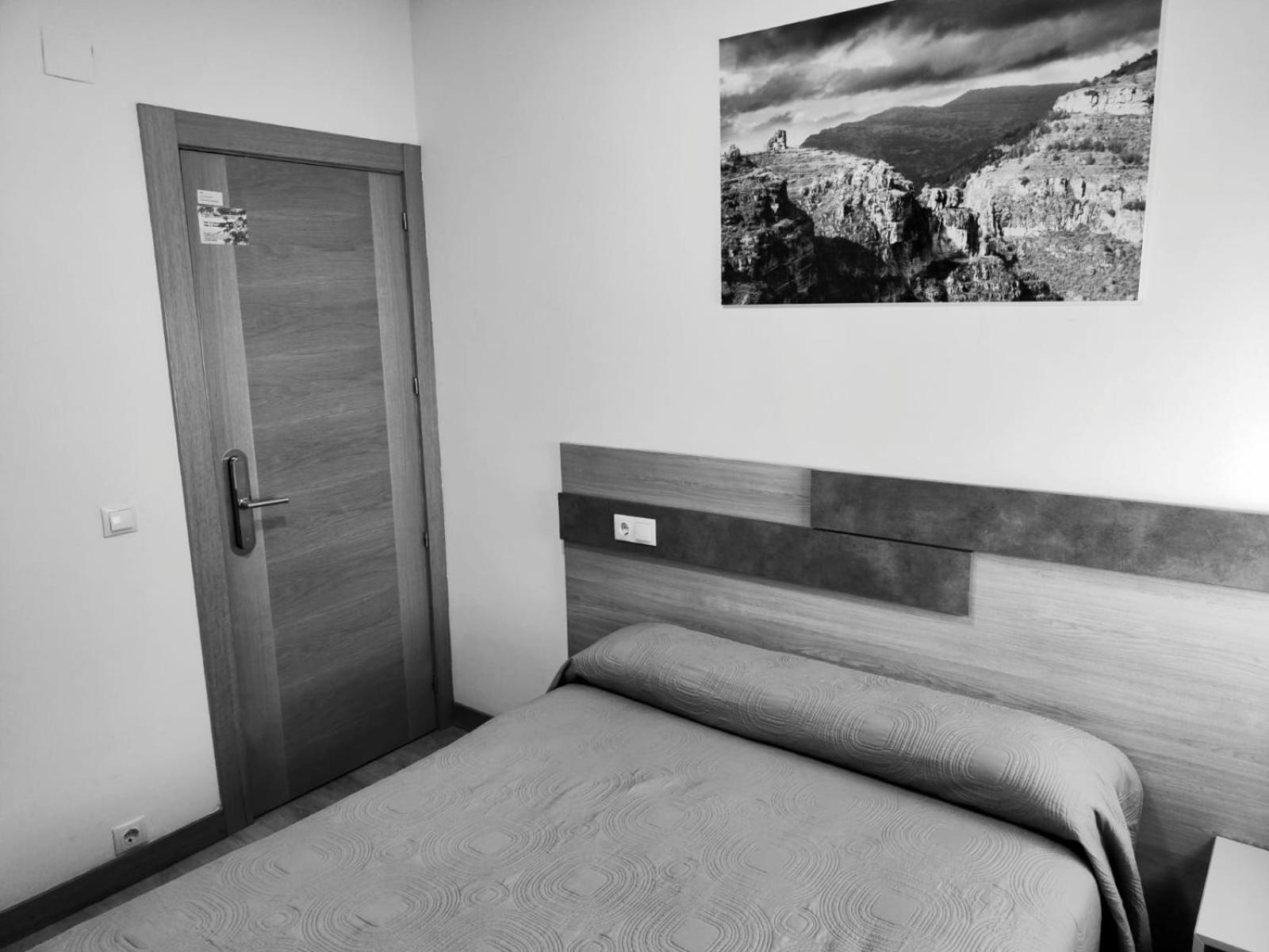 Hostal Rioja Condestable Λογκρόνο Εξωτερικό φωτογραφία
