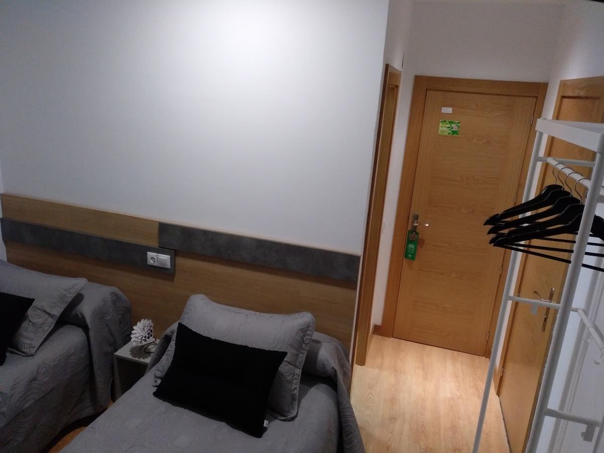 Hostal Rioja Condestable Λογκρόνο Εξωτερικό φωτογραφία