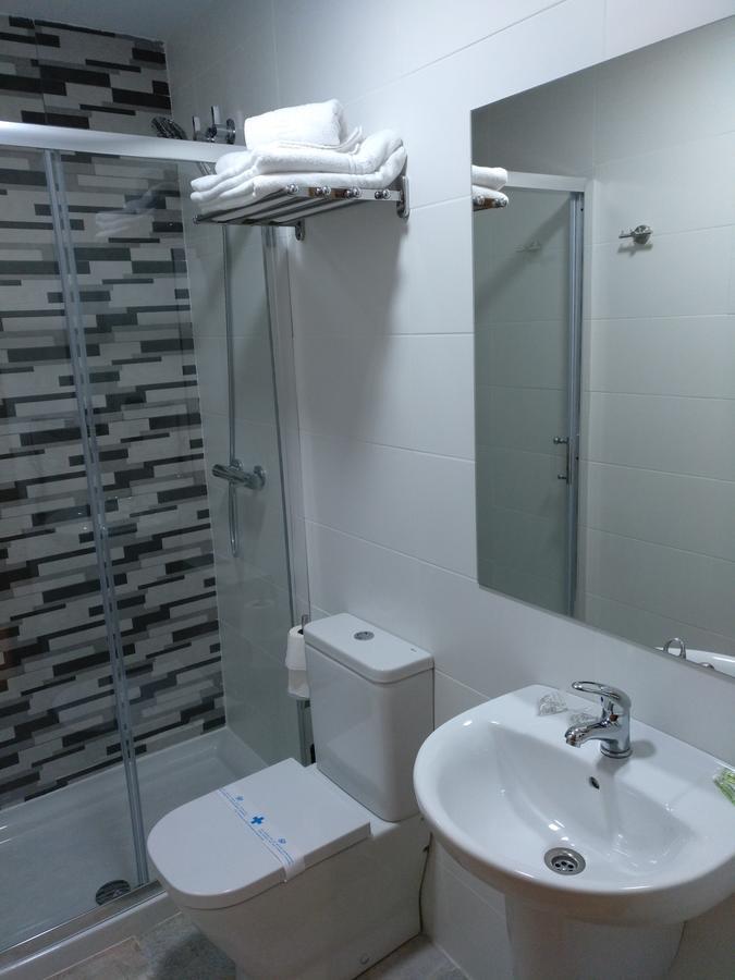 Hostal Rioja Condestable Λογκρόνο Εξωτερικό φωτογραφία