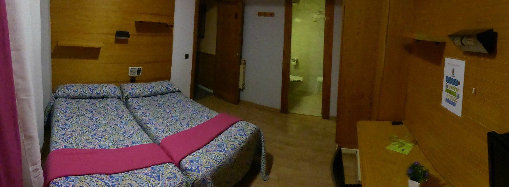 Hostal Rioja Condestable Λογκρόνο Εξωτερικό φωτογραφία